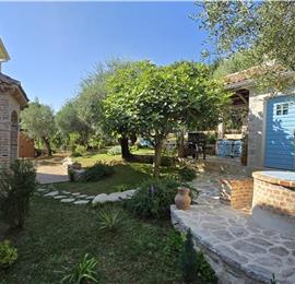 4 bedroom villa with pool and sea views, Kumbor, sleeps 8-10